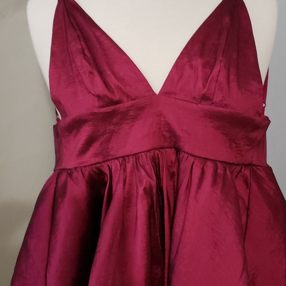 Dress - Picture 2 of 3